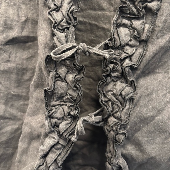 Emozioni Linen Cardigan Top Black Ruffled Tie front and wrists - Picture 8 of 14